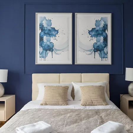 Metro Wilanowska Blue Warszawa